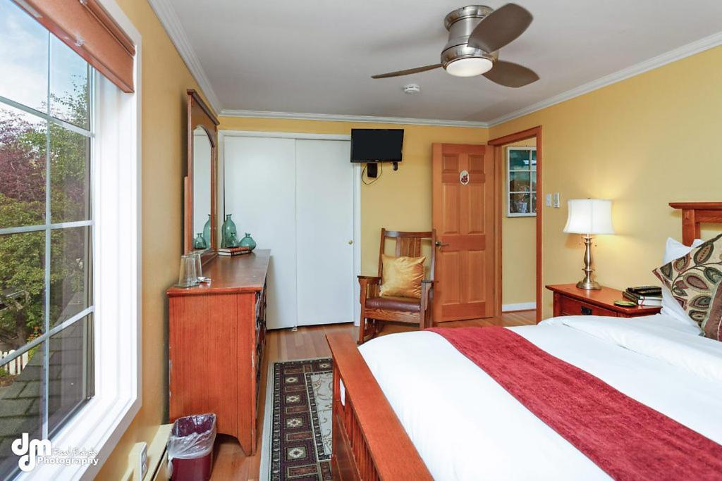 أنكوراج A Wildflower Inn المظهر الخارجي الصورة